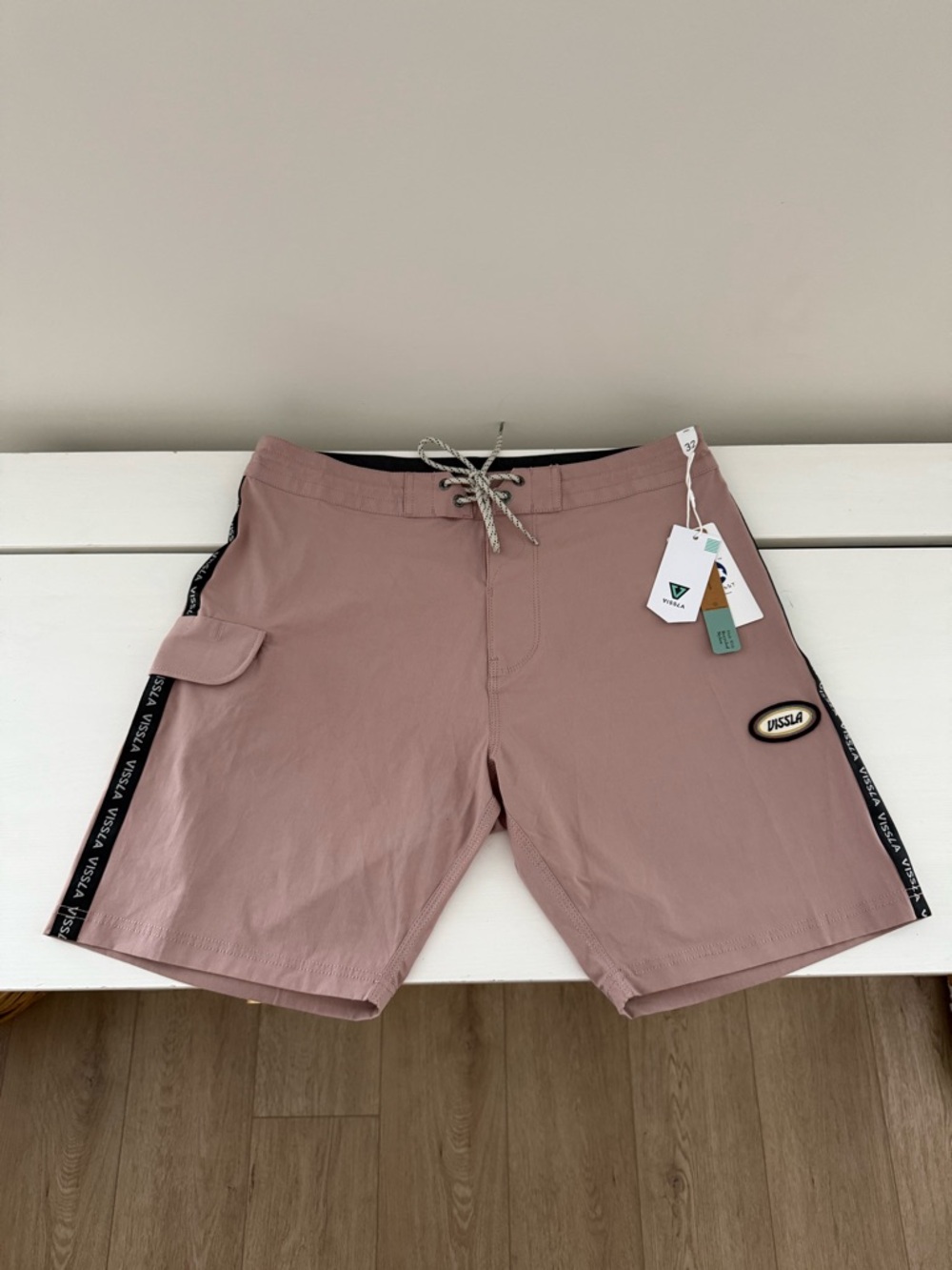 Vissla Trip Out Boardshorts Size 32 NWT Surf Swim Shorts